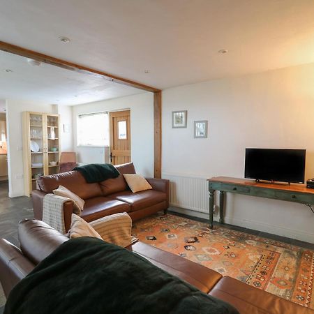 Caely Villa Llandrindod Wells Buitenkant foto